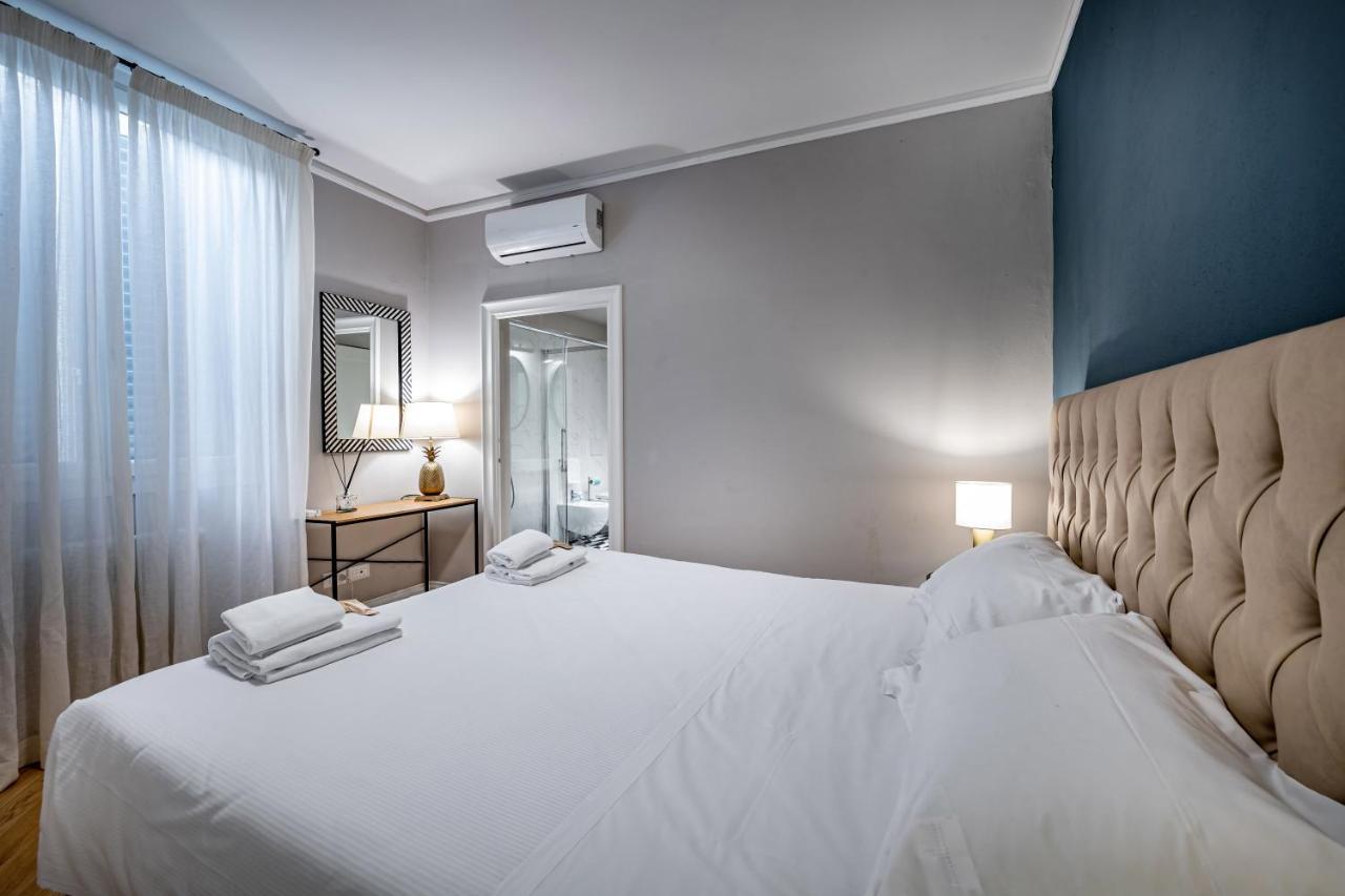 Hs4U Ricasoli Luxury Apartment Near Duomo N. 3 Florence Exterior photo