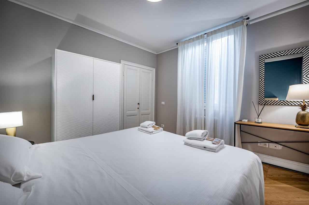 Hs4U Ricasoli Luxury Apartment Near Duomo N. 3 Florence Exterior photo